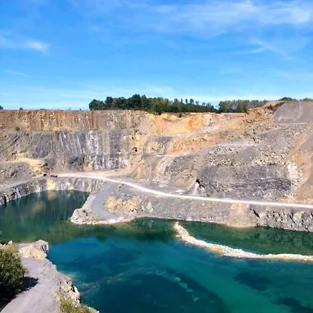 ホームステイ Fredhousedurbuy 1 デュルビュイ