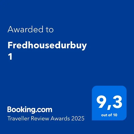 Δωμάτια σε οικογενειακή κατοικία Fredhousedurbuy 1 *